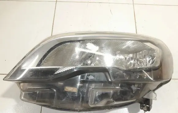 Peugeot Expert Headlight/headlamp 980857268000