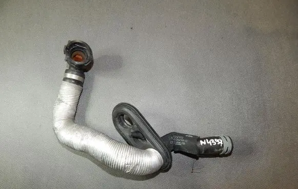 Audi A8 S8 D4 4H Engine coolant pipe/hose 4H1819372K