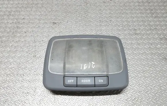Hyundai Terracan Rear seat light