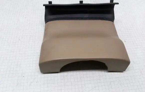 Steering wheel column trim