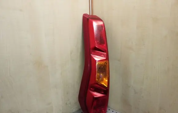Nissan X-Trail T31 Rear/tail lights 22063929