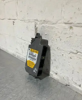 BMW 5 F10 F11 Airbag control unit/module 319239985012 618307400E 9239985