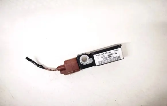Ford Mondeo Mk III Airbag deployment crash/impact sensor 1s7t14b342ac 1s7t-14b342-ac