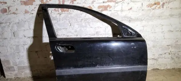 Volvo S60 Front door