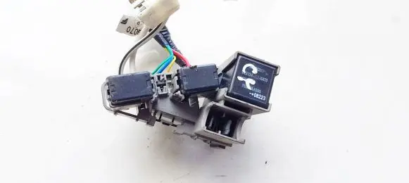 Subaru Legacy Fuse box set rb102300b v23134-j52-x470