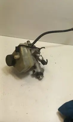 Mercedes-Benz SLK R171 Brake fluid reservoir 2034300002 A2034300002