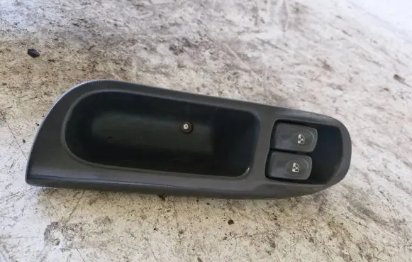 Renault Scenic I Electric window control switch