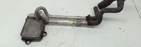 Volkswagen Touran I Engine oil radiator 03C121050B 51381