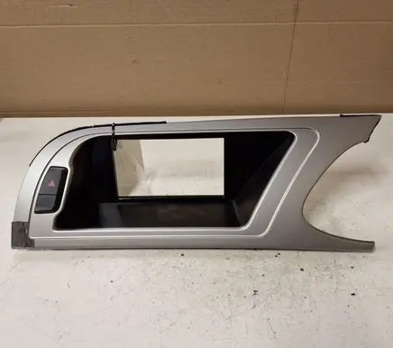 Audi A4 S4 B8 8K Radio/GPS head unit trim 8K2857185D