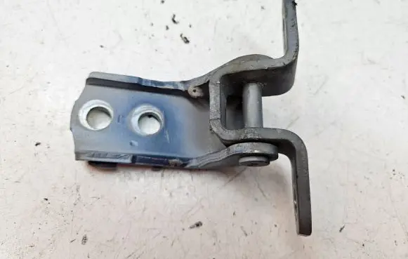 Toyota Yaris Front door upper hinge