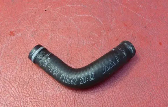 Peugeot Boxer Engine coolant pipe/hose