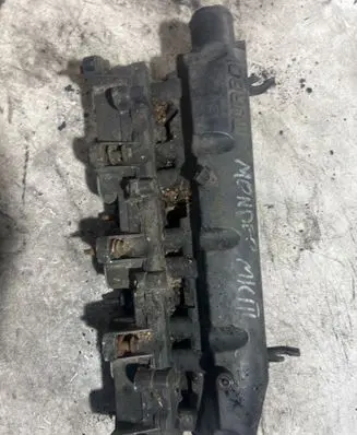 Ford Mondeo Mk III Intake manifold 1S7Q9424