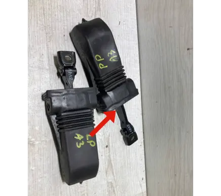Audi A3 S3 8V Front door check strap stopper 8v4837249a