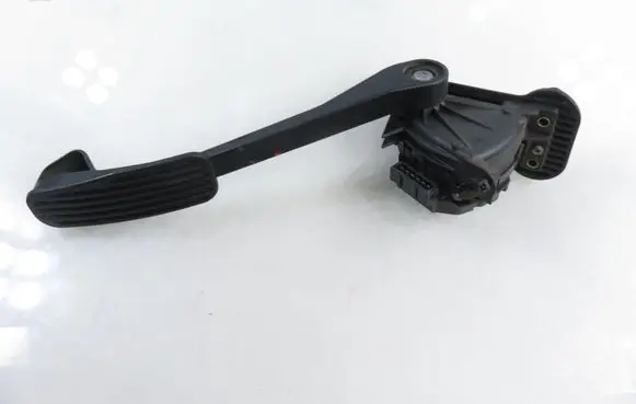 Volvo S80 Accelerator throttle pedal 9496822