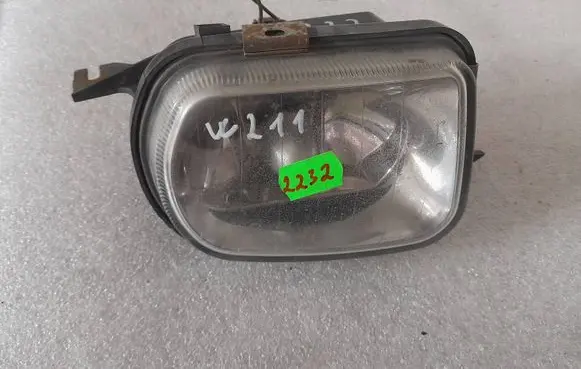 Mercedes-Benz E W211 Front fog light a150999-00 150999-00