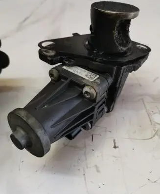Renault Megane IV EGR valve 5079750303 71720339 73945