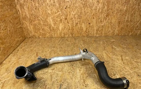 Volvo XC60 Intercooler hose/pipe 31657757 31370288