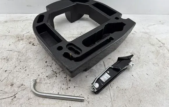 Volkswagen Polo V 6R Tool box 6C0012115