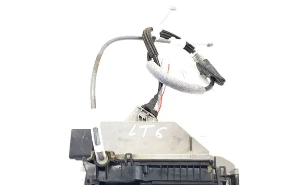 Citroen DS5 Rear door lock 968691970