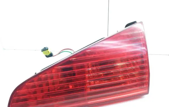 Peugeot 607 Tailgate rear/tail lights 2543 E29008