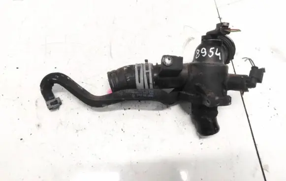Mercedes-Benz E W212 Engine coolant pipe/hose