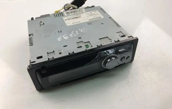 Hyundai Getz Radio/CD/DVD/GPS head unit DEH50UB