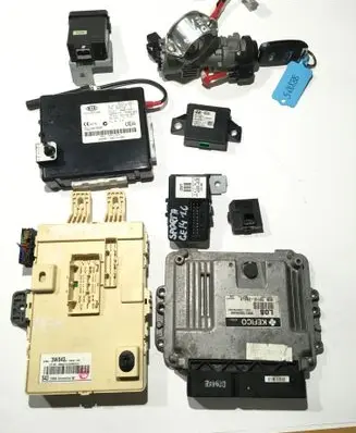 KIA Sportage Engine ECU kit and lock set 391102BAL8 9001120294KE EE56FS01600