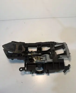 BMW 5 F10 F11 Rear door exterior handle/bracket 8722814