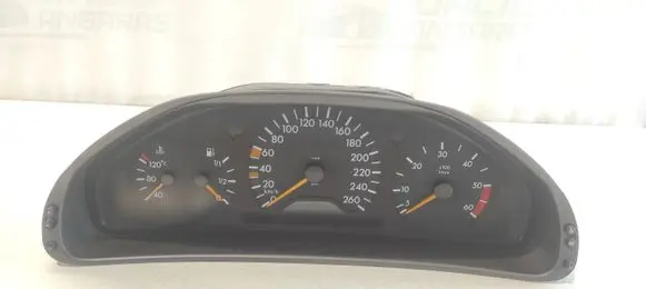Mercedes-Benz E W210 Speedometer (instrument cluster) 2105403348 84570285 87001345