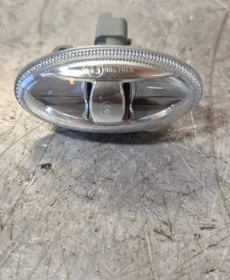 Citroen Jumpy Front fender indicator light 9680057480