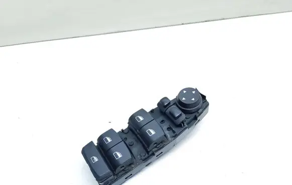 BMW 5 F10 F11 Electric window control switch 9241955