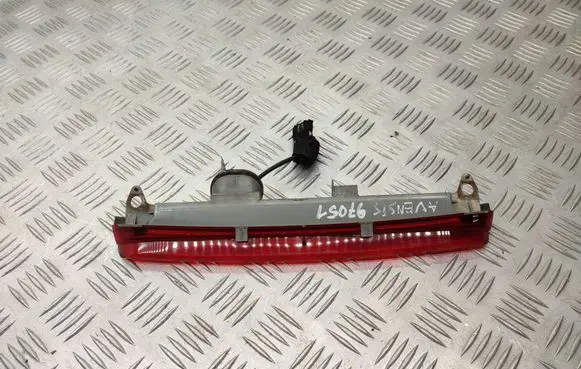 Toyota Avensis T250 Third/center stoplight