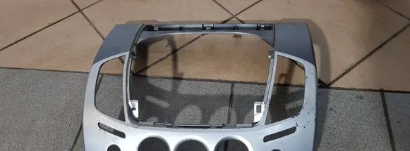 Mitsubishi L200 Dashboard glove box trim