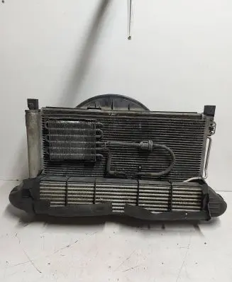 Mercedes-Benz C W203 Radiator set A2035001103 848897T