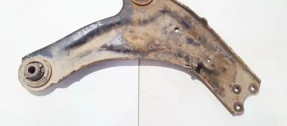 Renault Laguna II Front lower control arm/wishbone