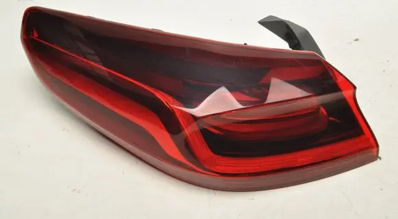 KIA Ceed Rear/tail lights 92401J7350