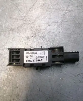 Chrysler Voyager Airbag deployment crash/impact sensor 04771779AC 4224300275