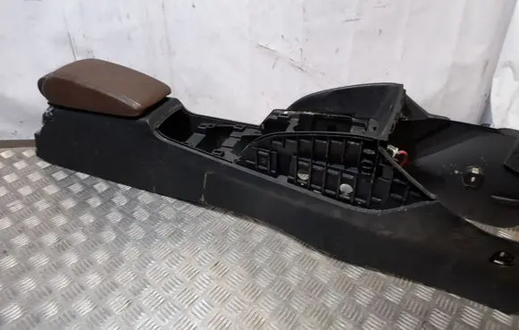 Audi A3 S3 8V Center console 8V1863241