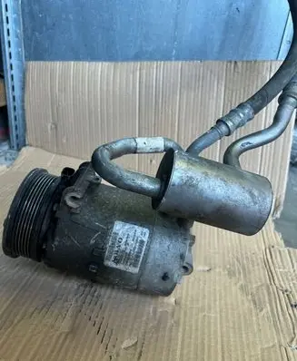 Volvo S60 Air conditioning (A/C) compressor (pump) 8623176 10W383
