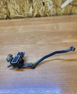 Headlight/headlamp level sensor