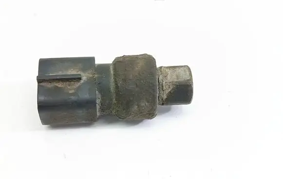 Ford Fiesta Air conditioning (A/C) pressure sensor 