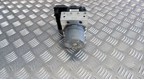 Toyota Verso ABS Pump 445400F070 0265952184