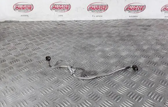 Volkswagen Tiguan Turbo turbocharger oiling pipe/hose