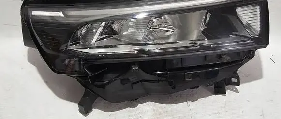 Nissan Townstar Headlight/headlamp 260107139R