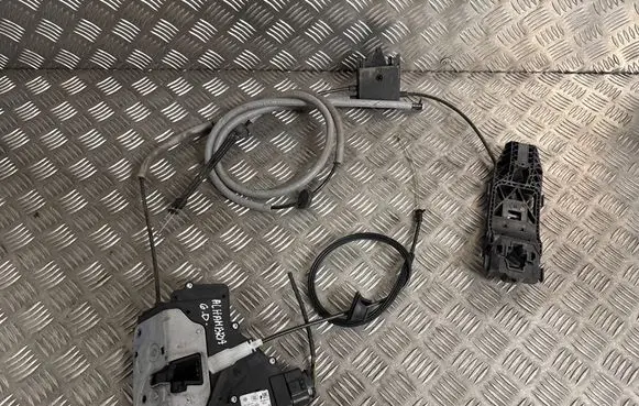 Seat Alhambra (Mk2) Sliding door lock 7N0839016K 1310315 911007109