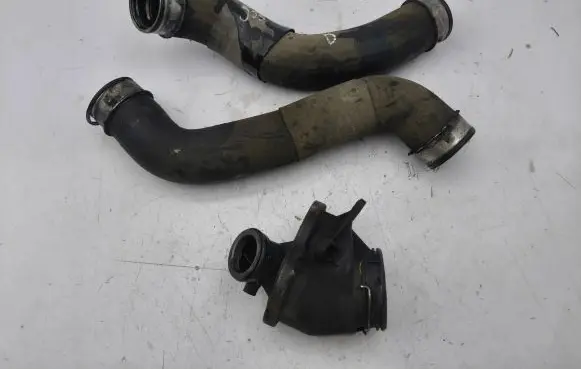 Mercedes-Benz E W211 Intercooler hose/pipe A211528438204
