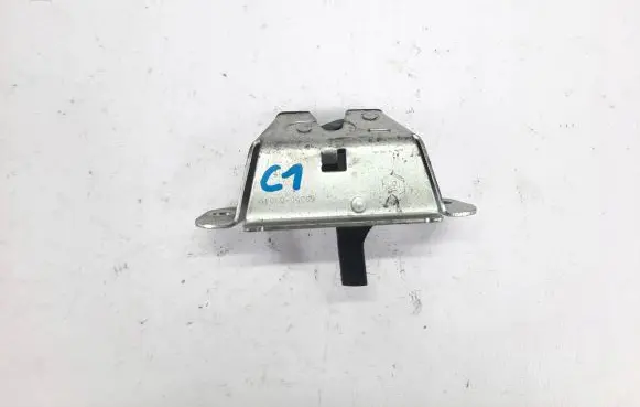 Toyota Aygo AB10 Tailgate/trunk/boot lock/catch/latch 693500H010