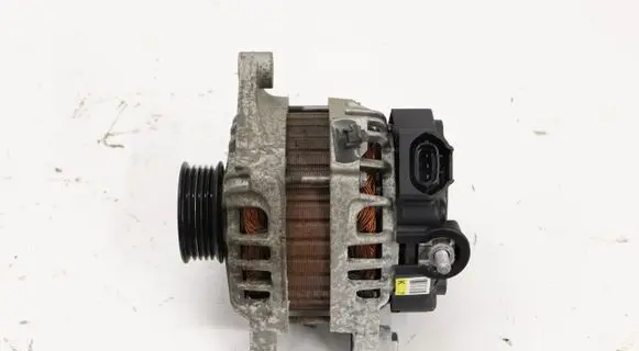 Hyundai i20 (GB IB) Generator/alternator 37300-03355