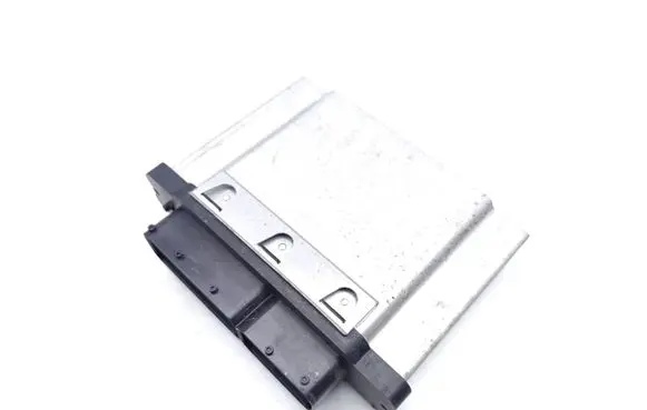 Volkswagen Golf VI Engine control unit/module 04E907309A 0261S07726