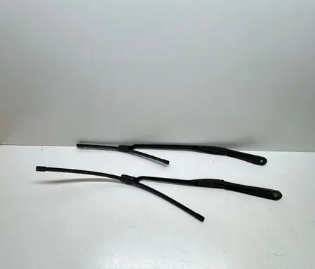 BMW 5 G30 G31 Front wiper blade arm 7357303 7474830